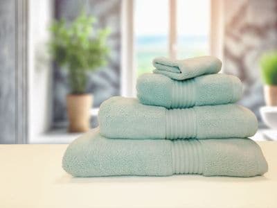 Super Soft Zero Twist 580gsm Bath Sheet in Duck Egg Blue
