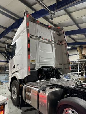 DAF XG BACK BAR PN: LABR65