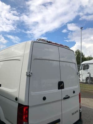 MAN TGE Back Bar PN: LABR259