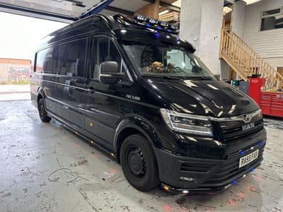 MAN TGE Side Bars PN: LABR263