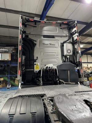 Renault T Range/T-High Perimeter Kit PN: LABR190