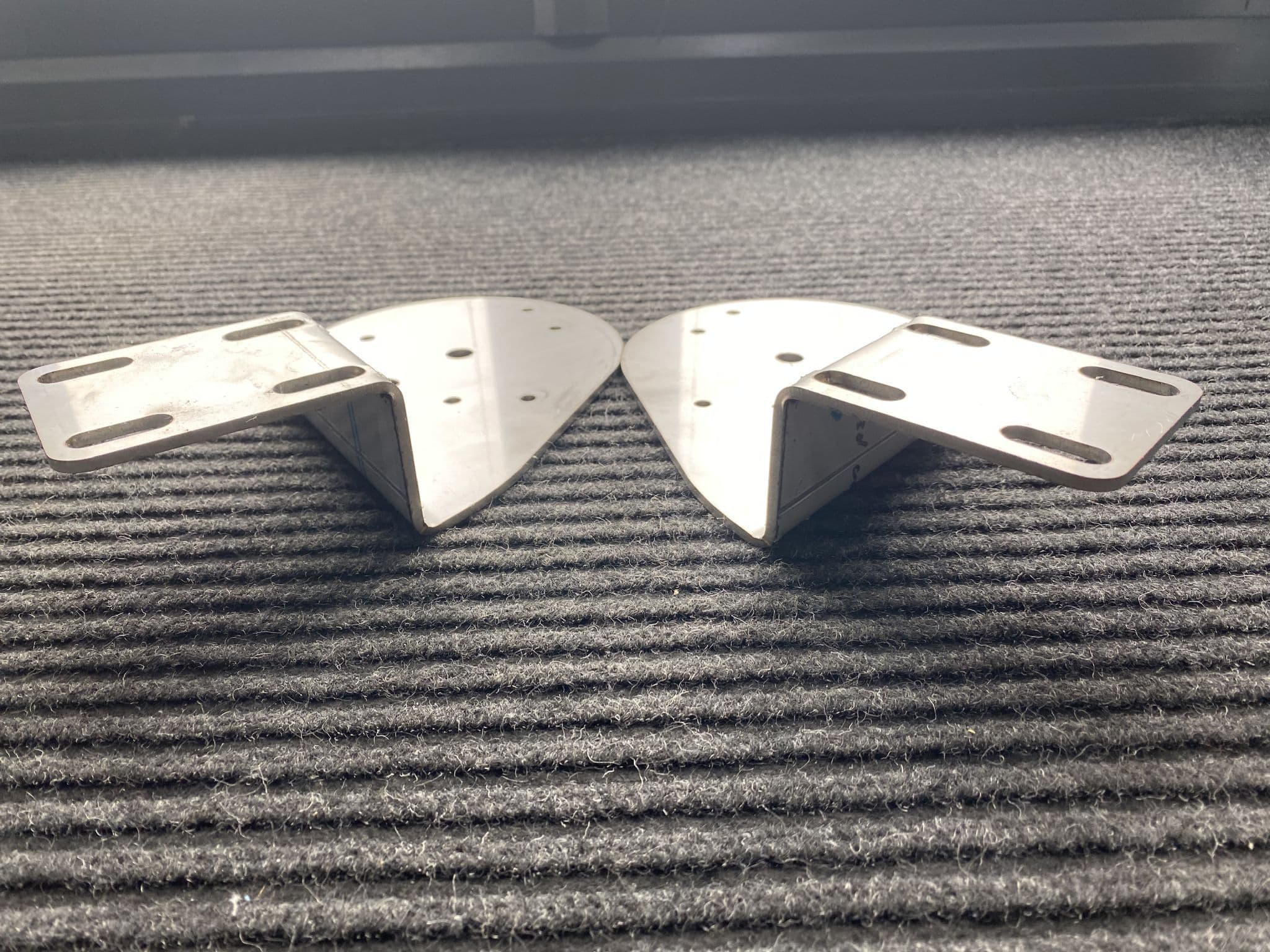 Scania R Series Air Kit Beacon Mounting Plates