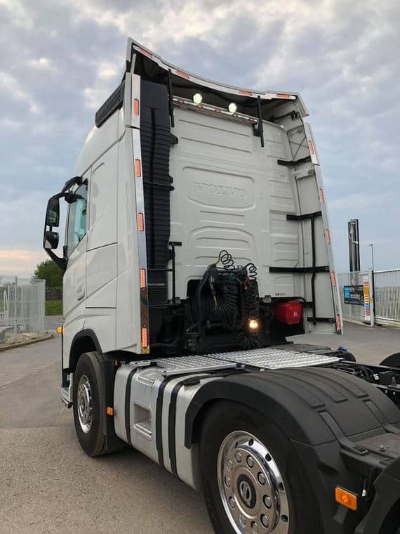 Volvo V2/V3 Globetrotter Perimeter Kit PN: LABR130