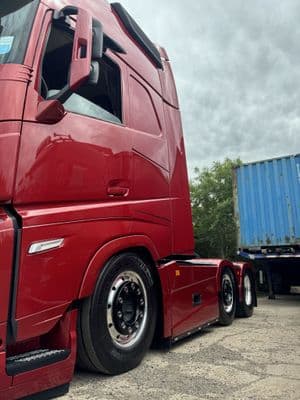 Volvo V4 FH Side Strips PN: LABR115