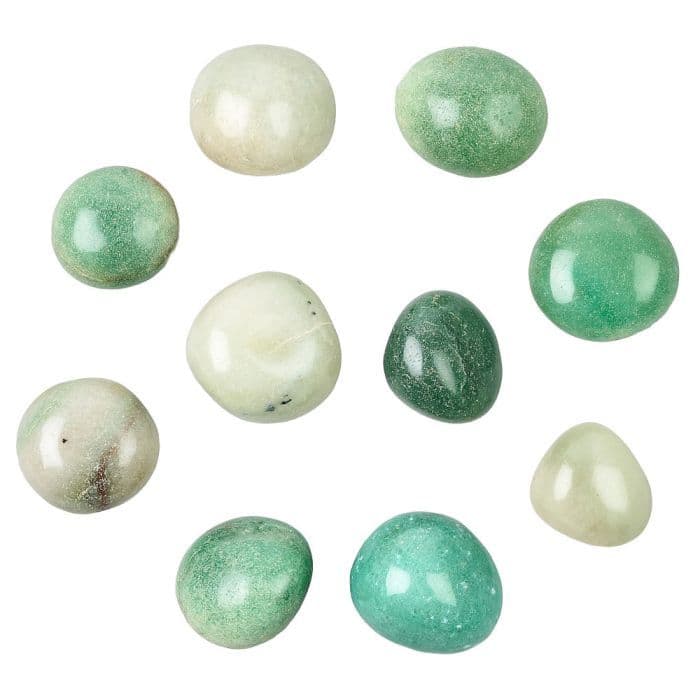 Aventurine in Spellwork: The Stone of Opportunity, Healing, and Heartfelt Power