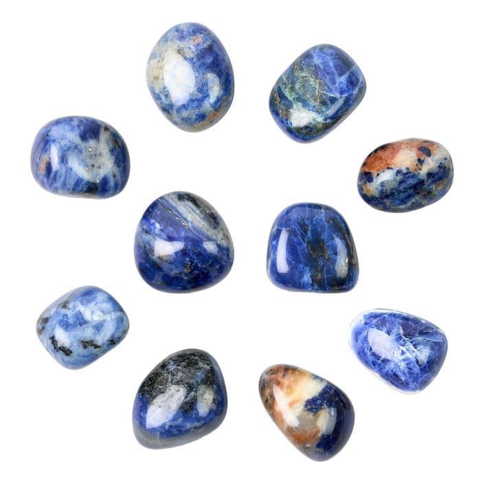 Sodalite in Spellwork: Unlocking the Power of Clarity, Calm, and Cosmic Wisdom
