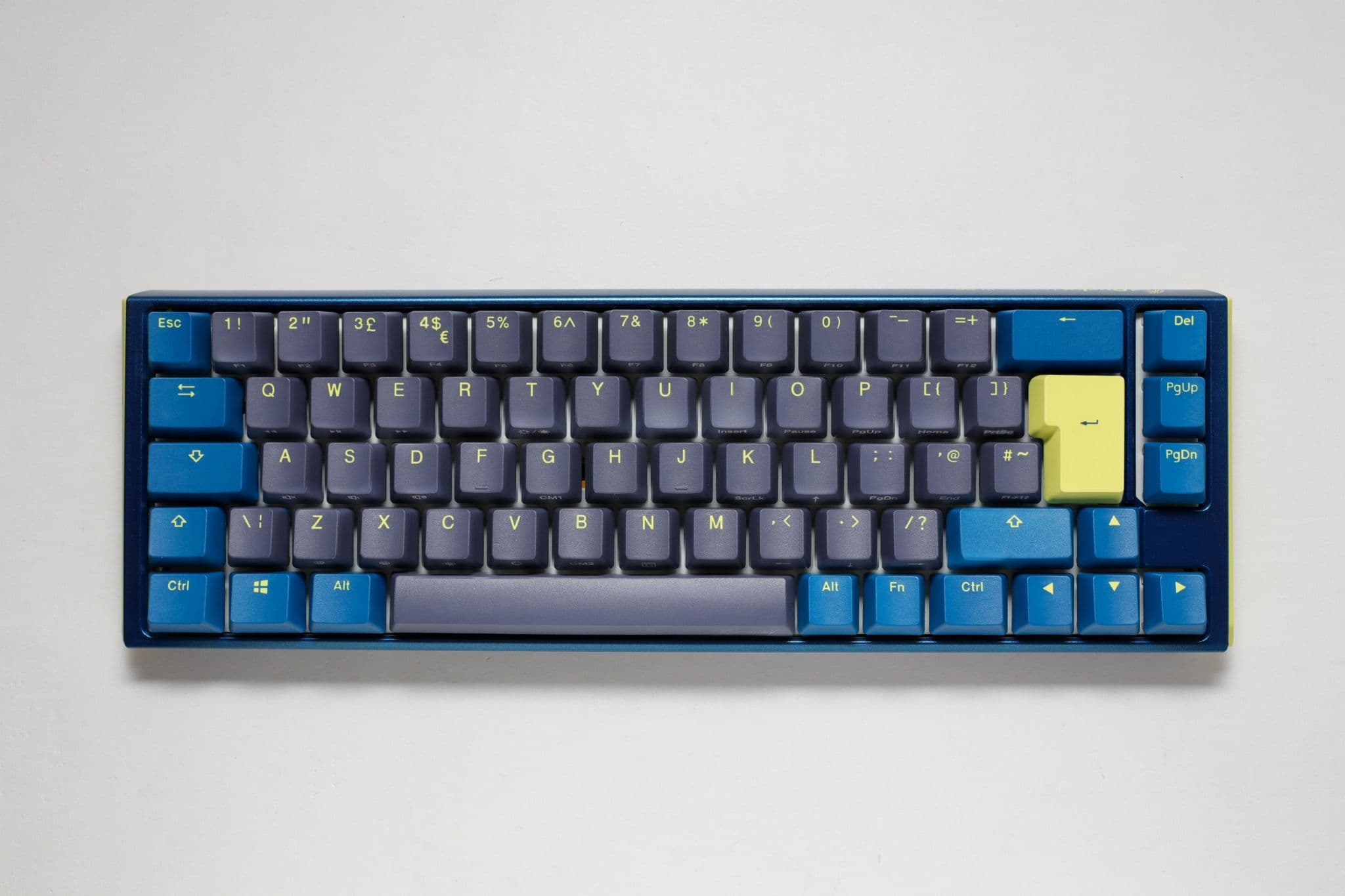 ducky-one3-daybreak-sf-rgb-