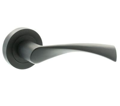 Colorado Door Handles On Round Rose, Matt Black