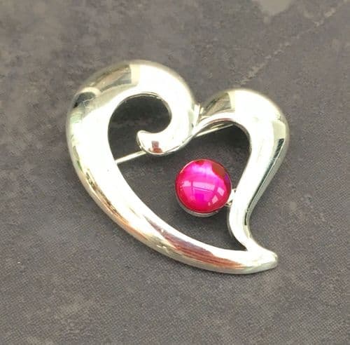 Brooch - Paua Red - Heart - 3cm