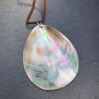 Mother of Pearl Pendant WAS £20 MN06-LW