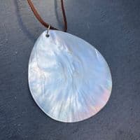 Mother of Pearl Pendant WAS £20 MN06-LW