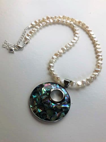 Necklace - Paua & White Freshwater Pearls PP01-WHITE