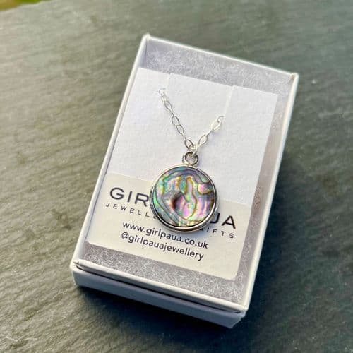 PP17 Natural Circle Silver Paua Pendant