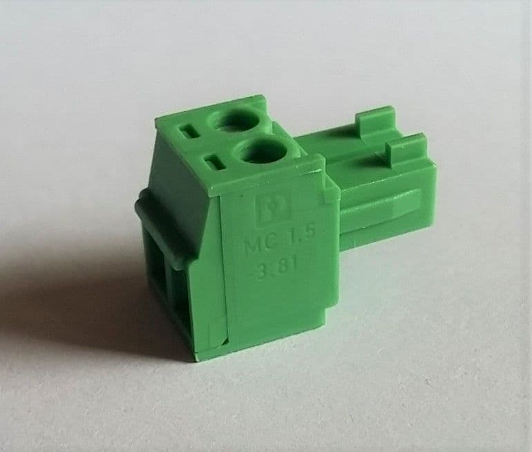 2 Way Screw Plug Connector 3 81mm 8A