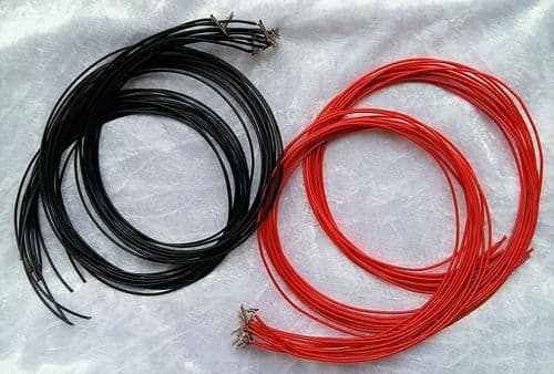 24 x 900mm Dropper Wire with Soldered Code 100 Fishplates Red & Black