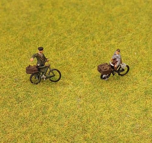P & D Marsh N Gauge Period Delivery Bike & Tradesmen