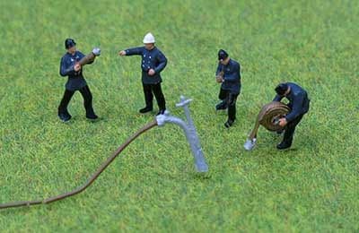 P & D Marsh OO Gauge Painted 1950s/60s Fire Crew