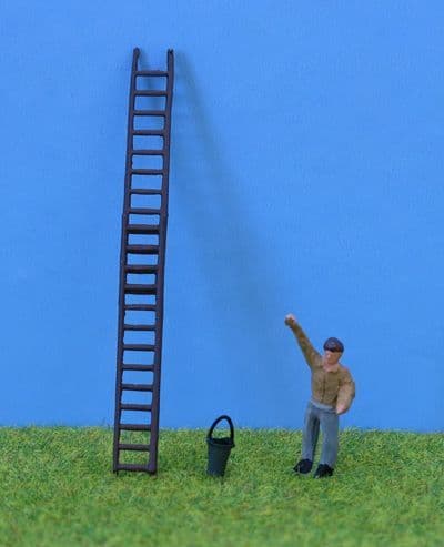 P & D Marsh OO Gauge Painted Window Cleaner & Ladder