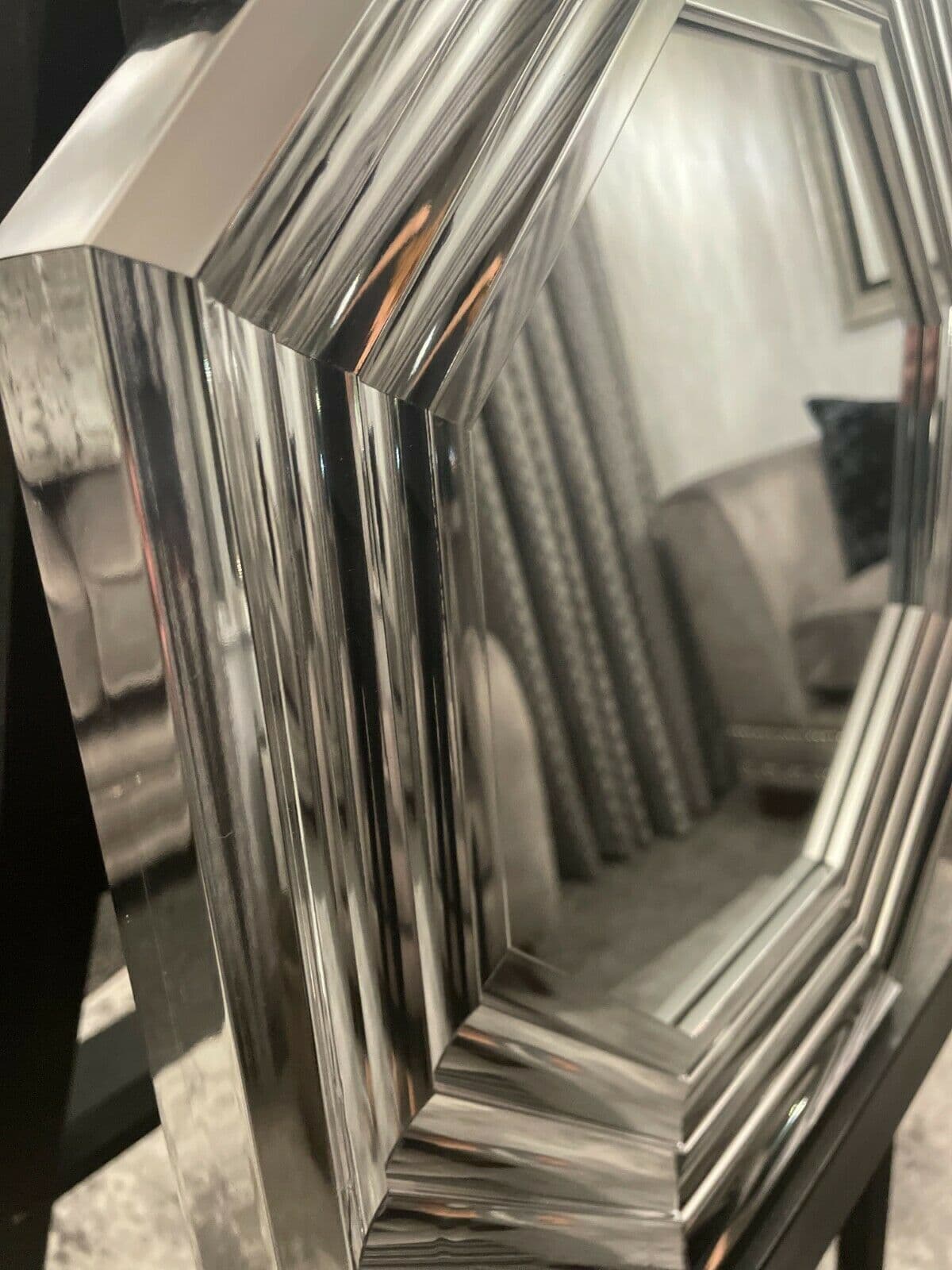 Silver Octagon Mirror Set of 5 Contemporary design Qty and frame colour