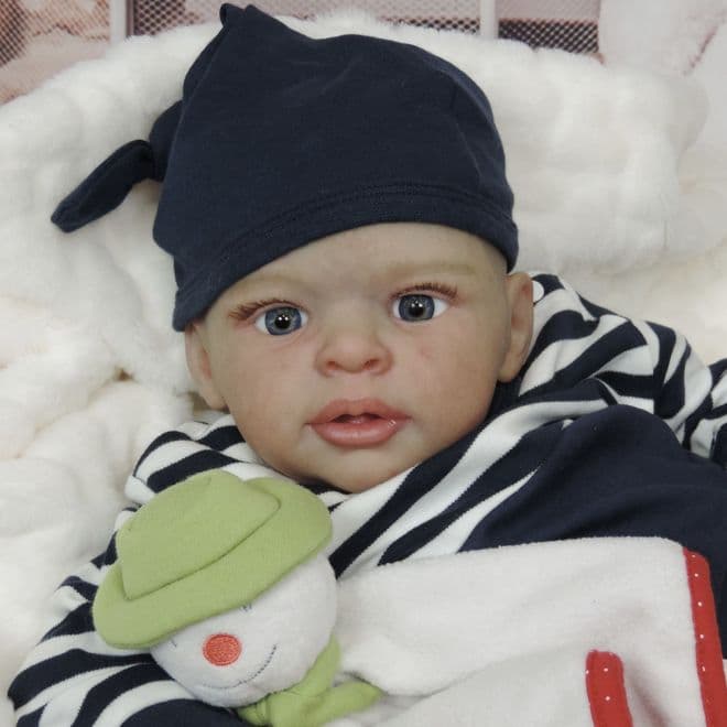 Jaylan - Laura Tuzio Ross by Aylin SOLD