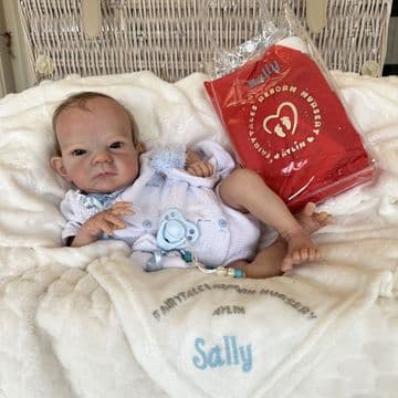 SALLY - Brown by Aylin