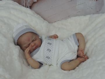 Thomas - Olga Auer by Aylin SOLD