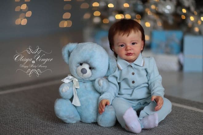 Vito (sitting)- Restock Pre-Order on 13th of March