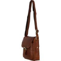 Ashwood Unisex Small Vintage Leather Travel Bag in Tan