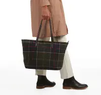 Barbour Witford Tartan Tote in Tartan