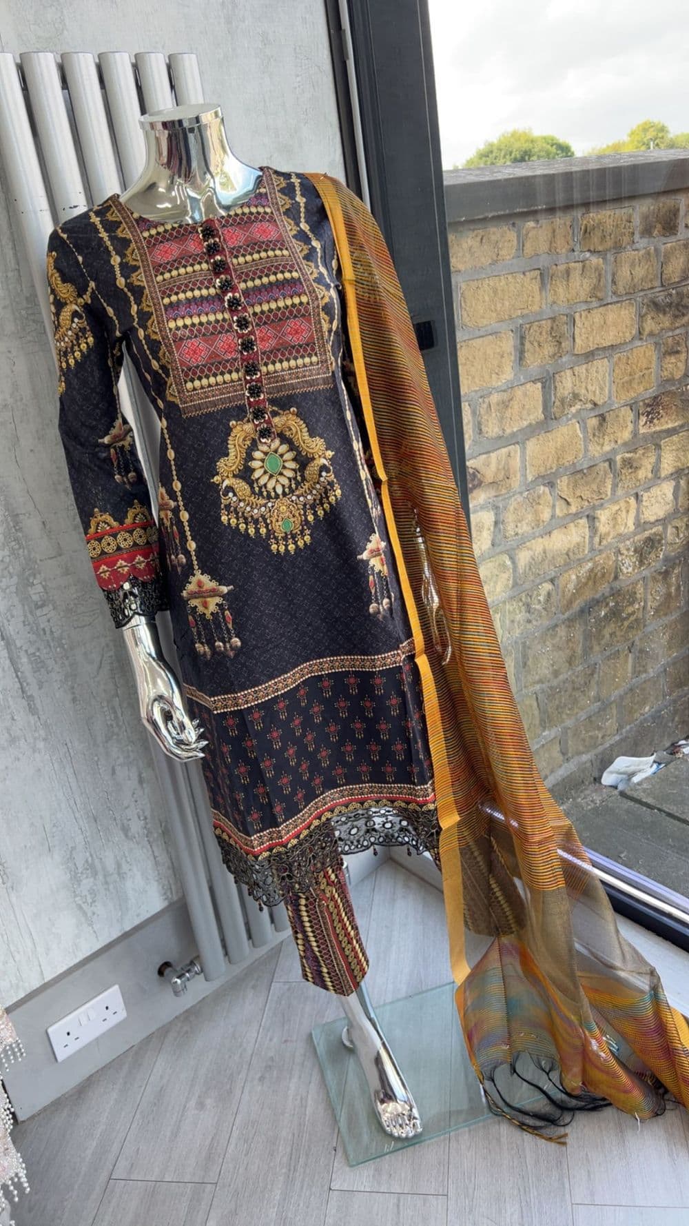 Ava digital print suit