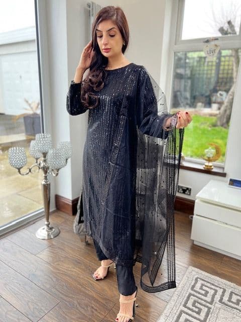 Baroque  Inspired Net Sequin Suit - Black AM98
