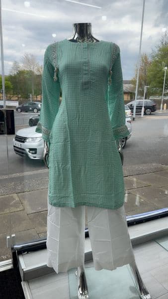 Ethnics kurta with shell mint