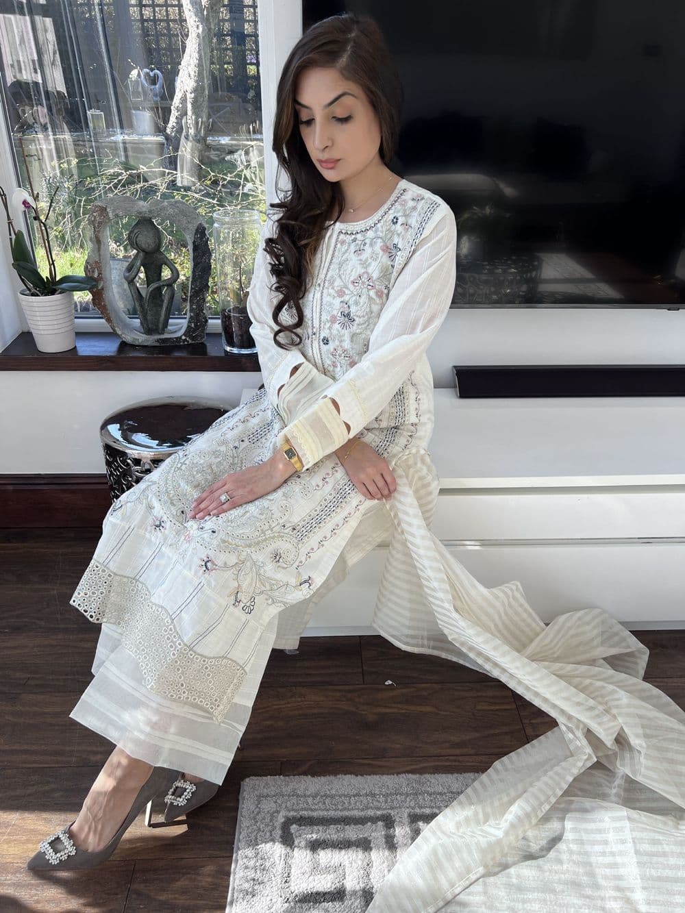 Farwa ivory cotton dori suit