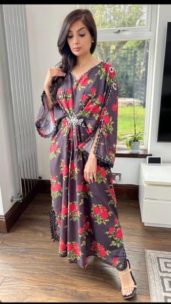 Floral kaftan co ord black