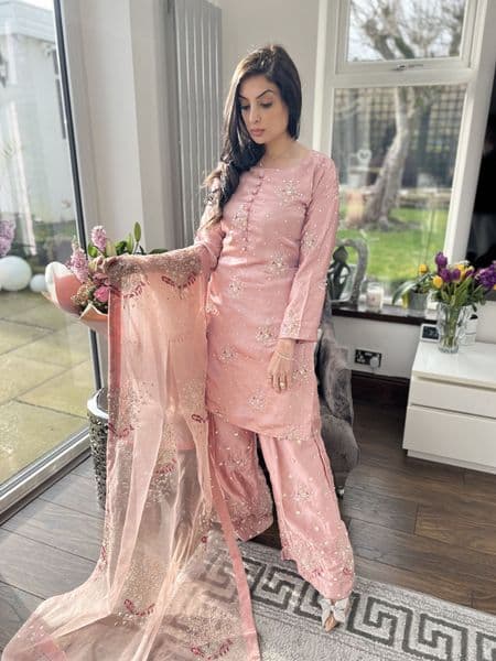 Haseen dusky pink outfit