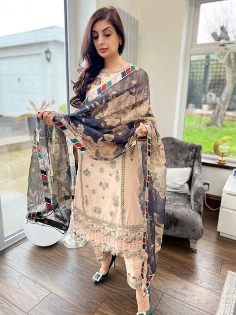Ivana Luxury Chickenkari Embroidered Suit SCI-05