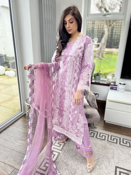 Ivana luxury lawn pink