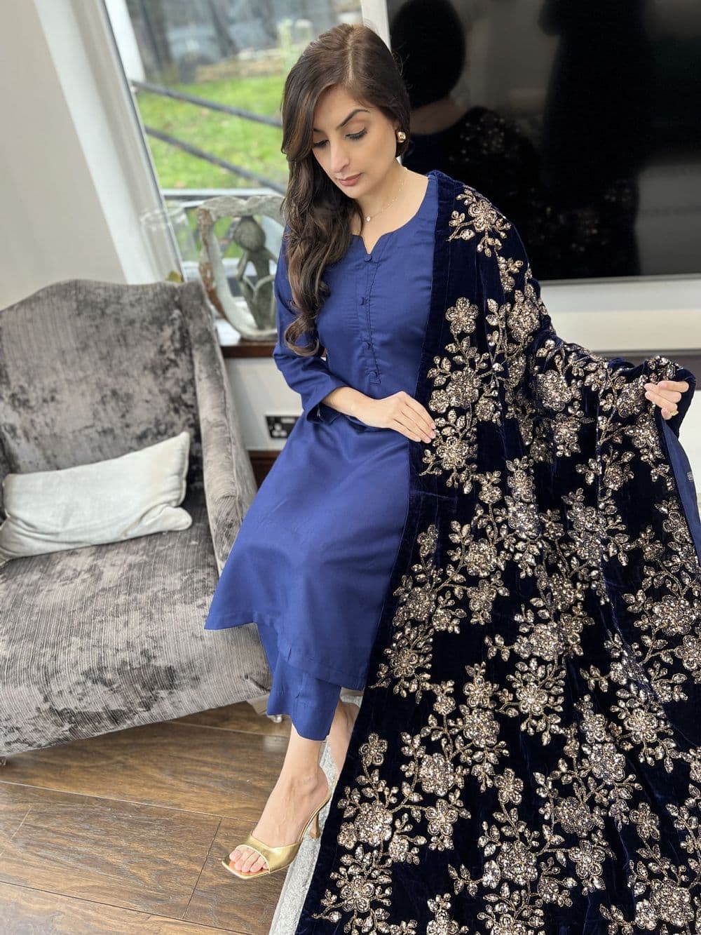 Jaan - regal dhanak velvet shawl suit : navy
