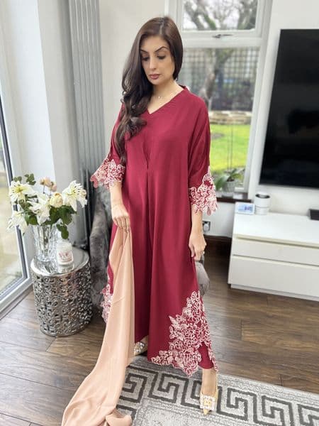 Kaftan abaya set : maroon