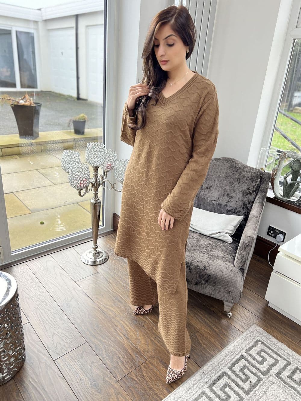 Long length knit co ord set : light brown