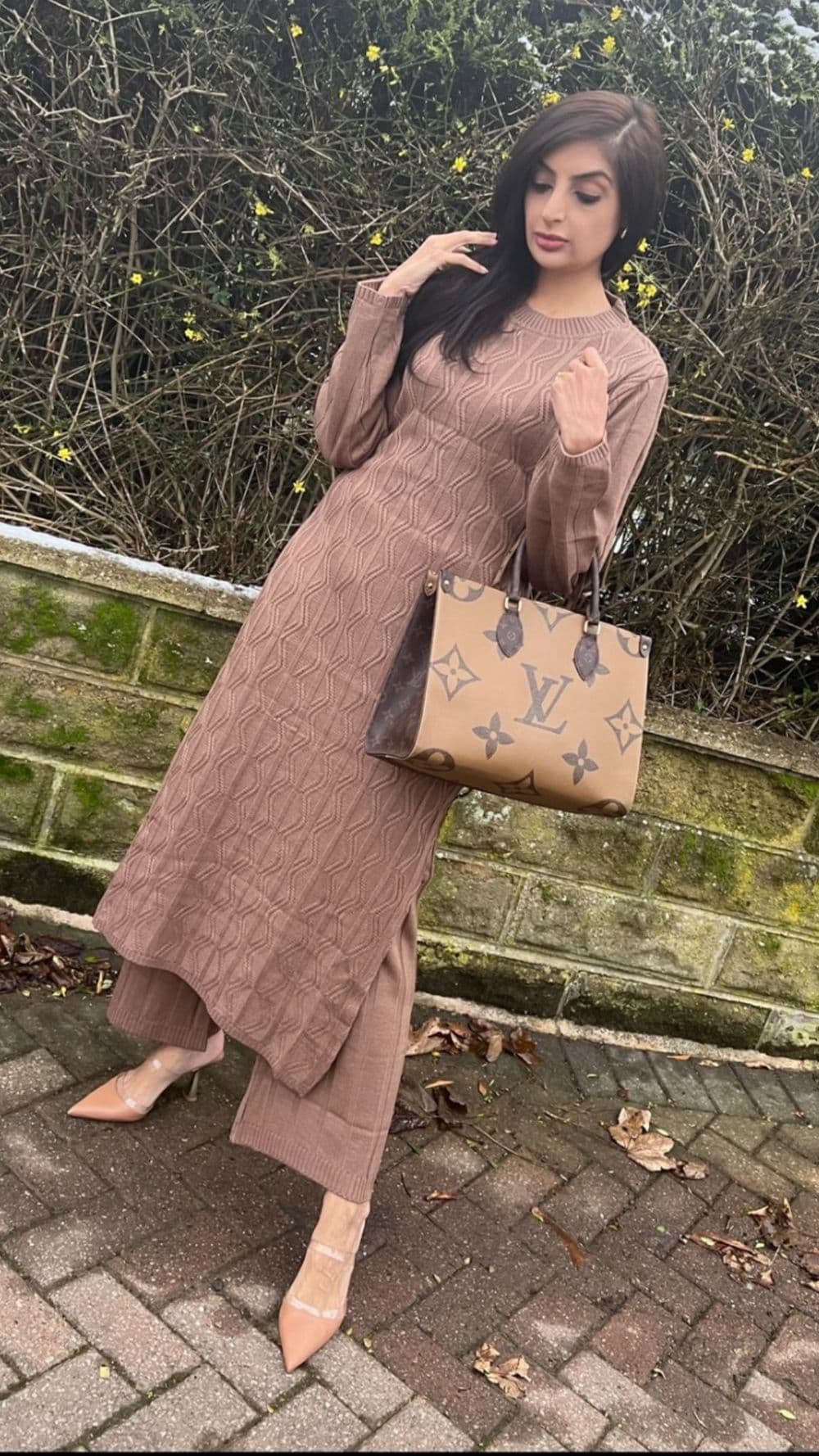 Long length knit co ords set : chai