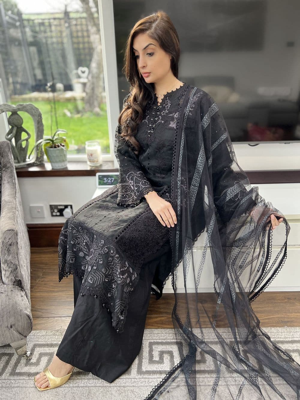 Luxury Ivana chicken Kari black