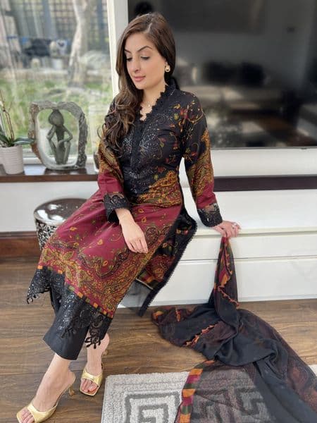 Maria B Paris Black / maroon