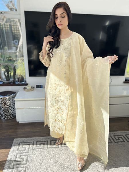 Saba cambric : cream