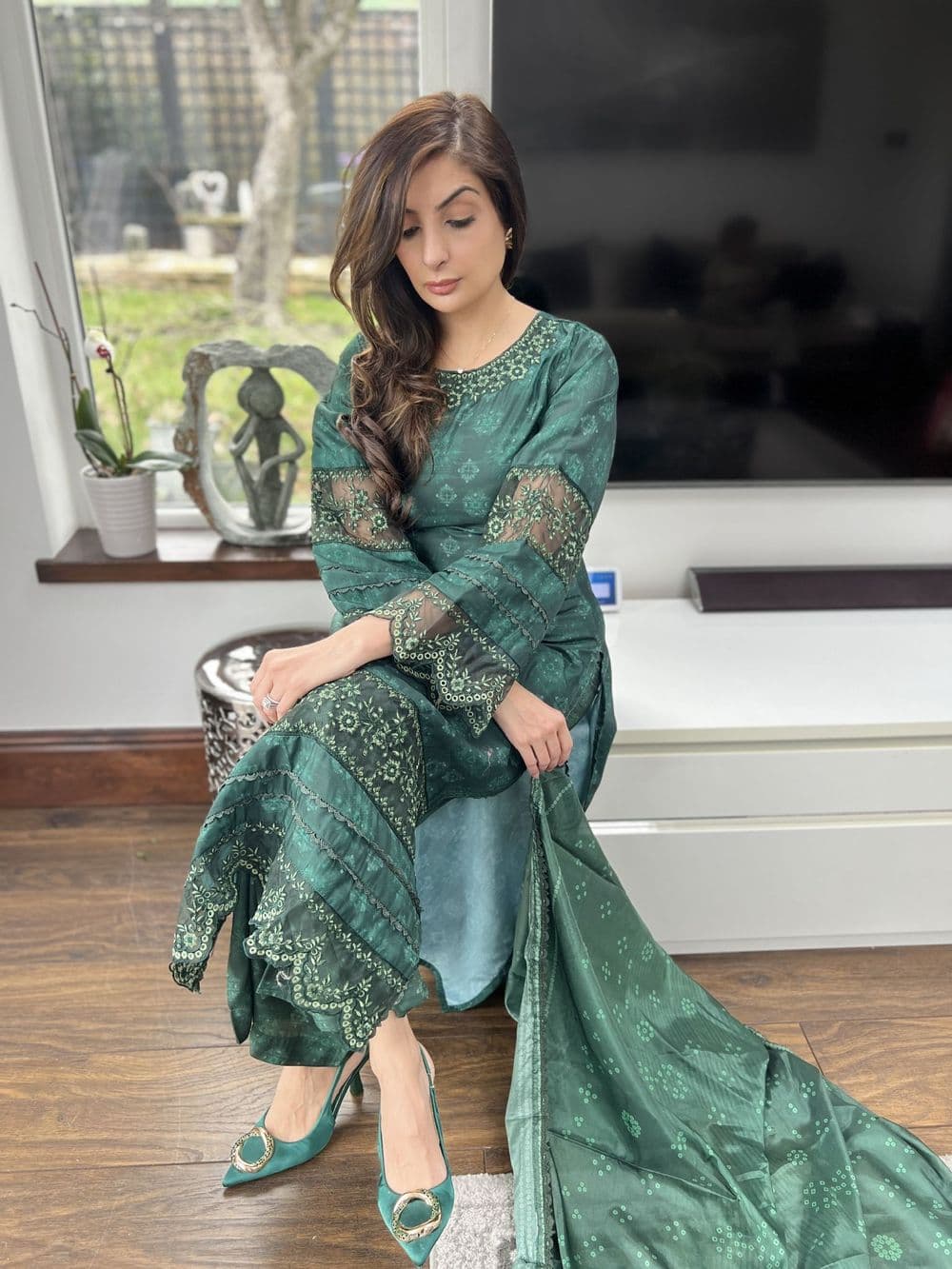 Sabeeka Green viscous suit