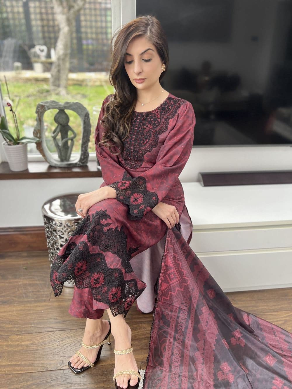 Sabeeka maroon viscous suit