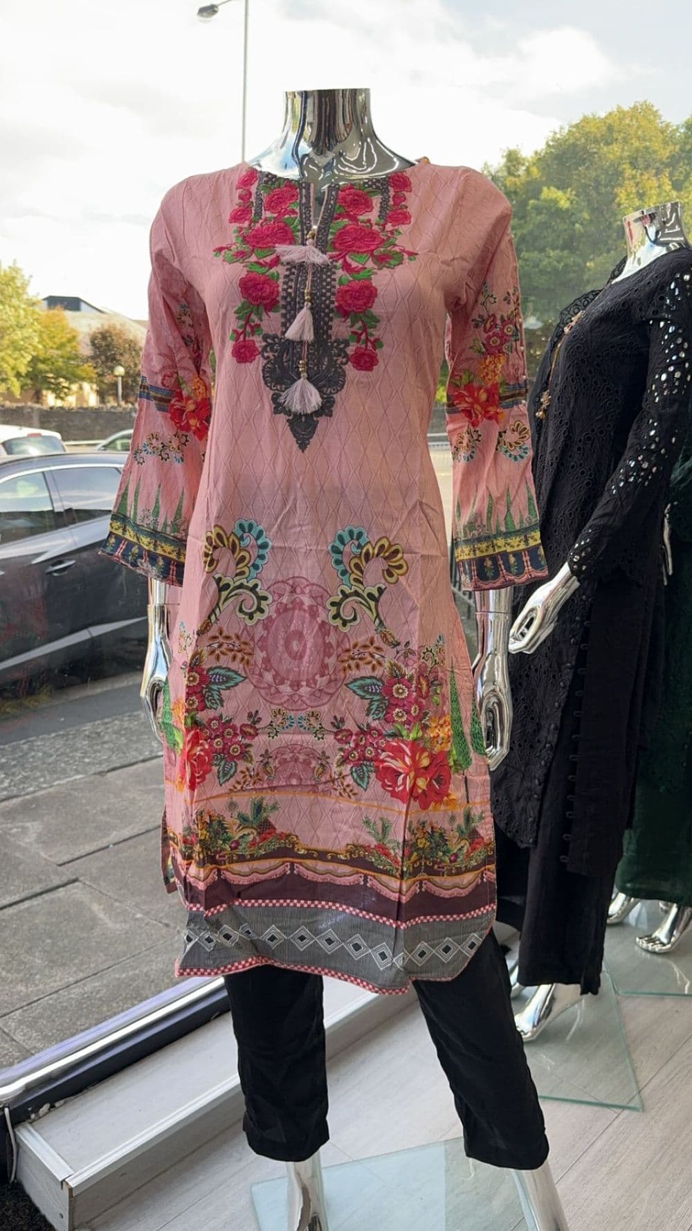 Sana pink lawn kurta