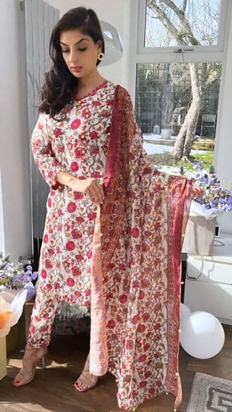 Takwaa Floral Pearls and Loops Suit White