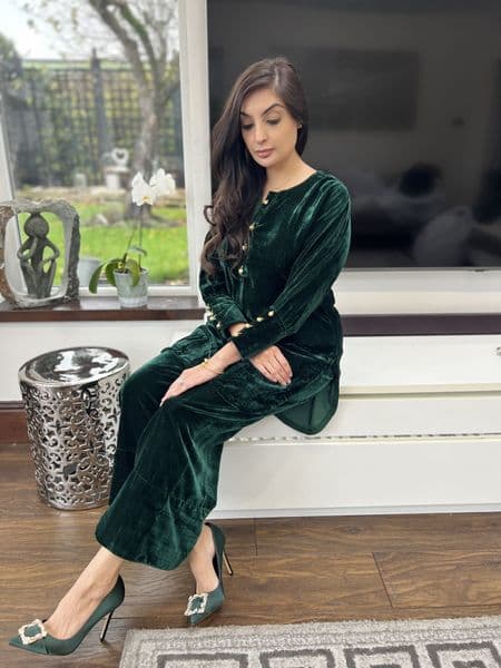 Velvet luxe : deep green