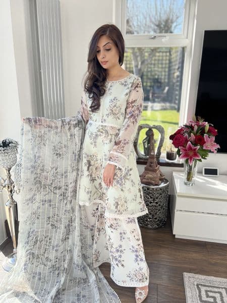 Zoya light green palazzo suit